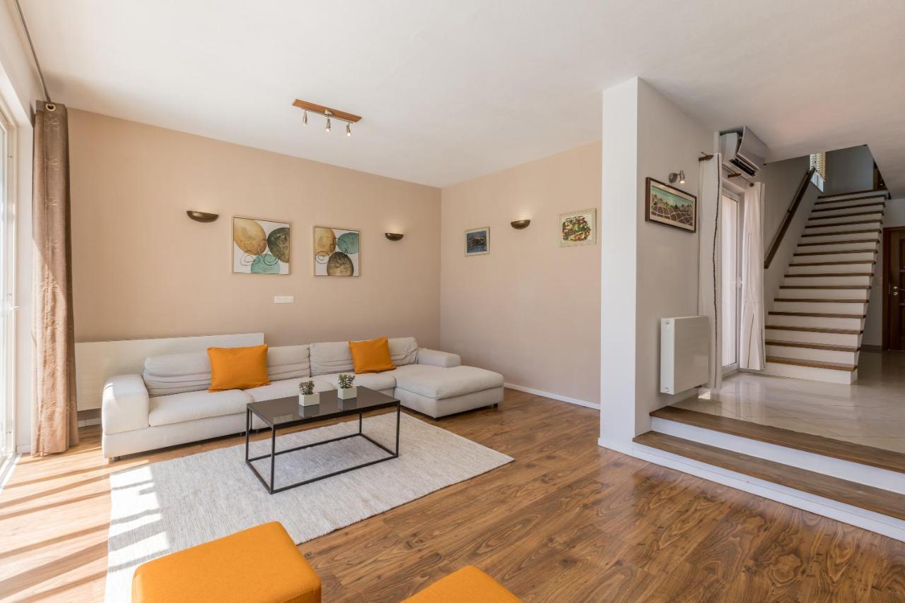 Villa Трогир Екстериор снимка