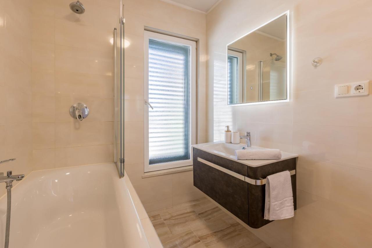 Villa Трогир Екстериор снимка